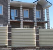 Фото 2 забора из штакетника, Кыргызстан, Каракол